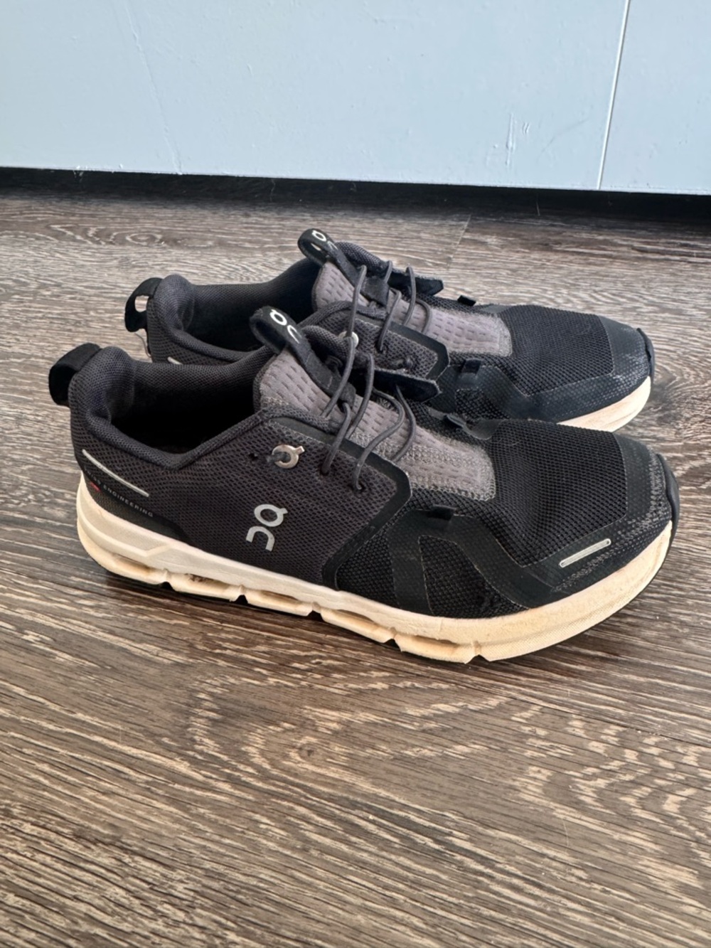 On Running Big Kid’s Black/Eclipse Athletic Sneakers